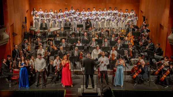 Lágrimas y ovación: Así vibró Cali con Un Canto al Cielo